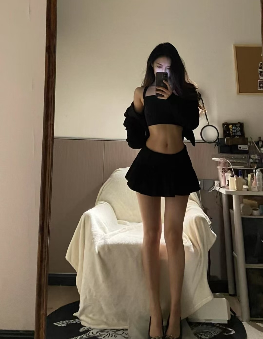 大长腿车模，年轻身材苗条，顶级好货