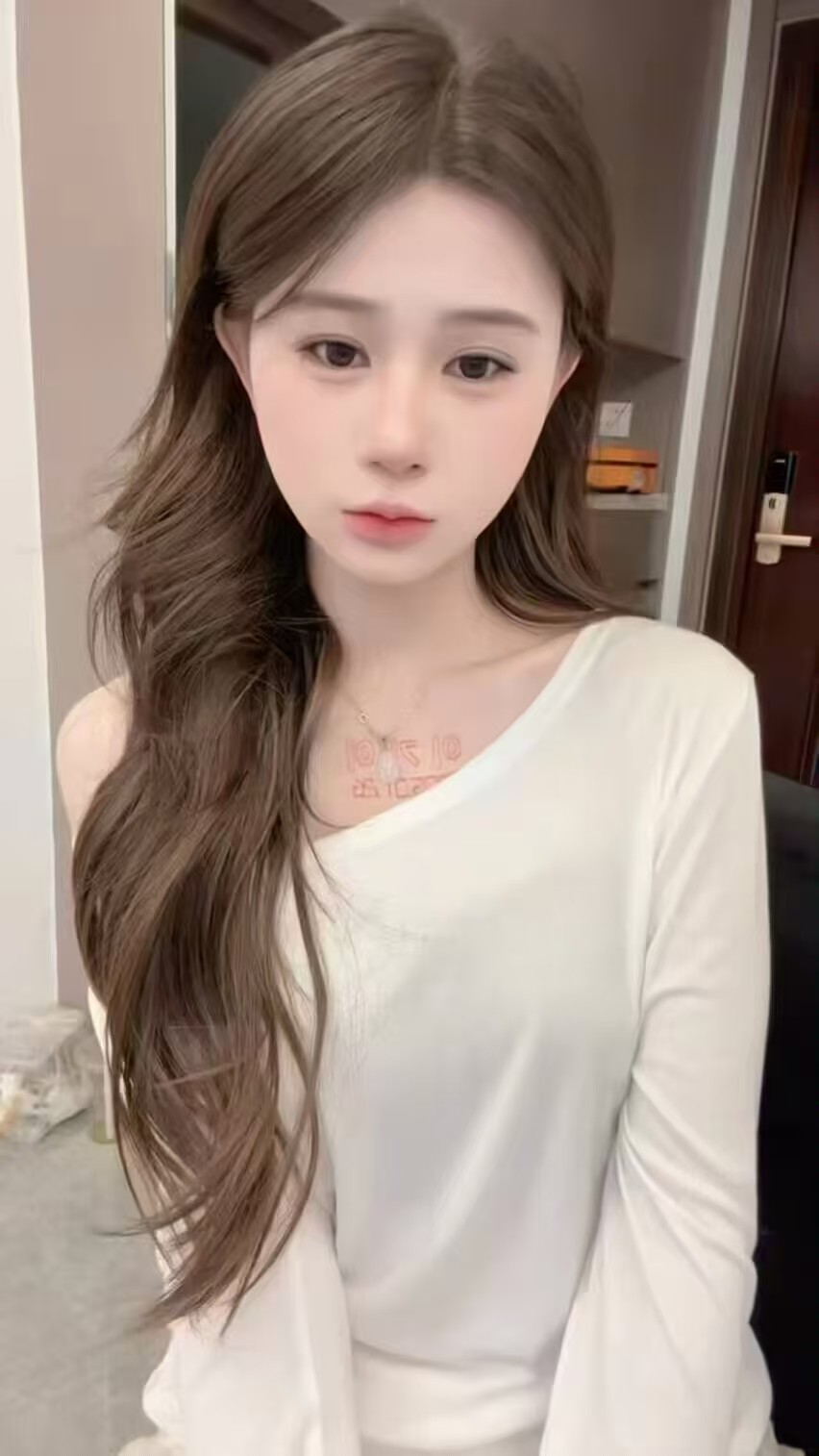 临平区性感嫩妹子