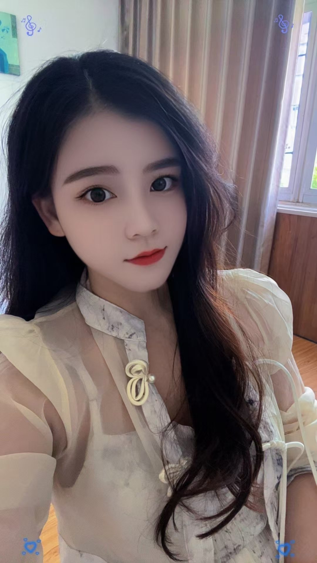 雁塔白嫩甜妹依依