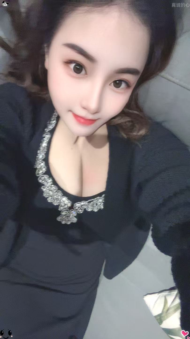 丰乳肥臀美艳蓝波儿