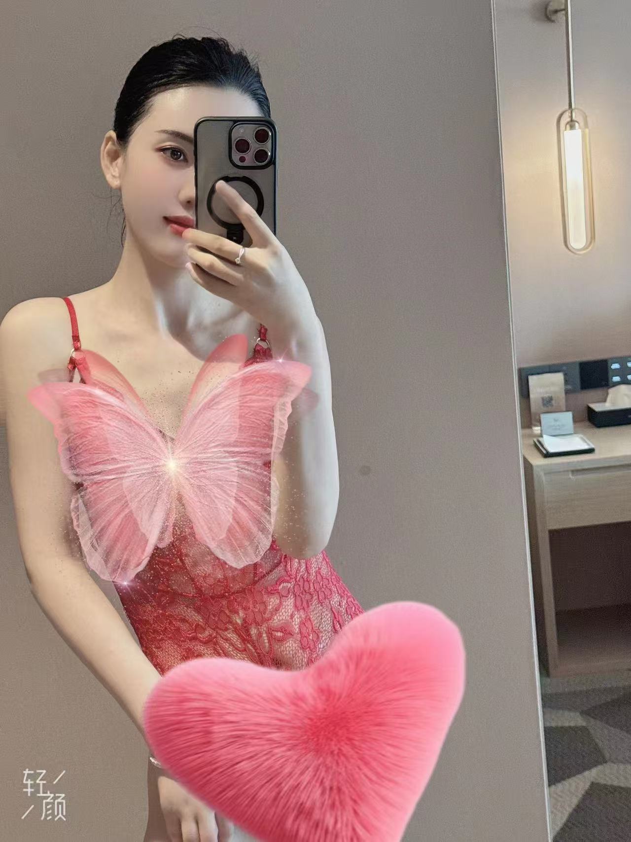 高新区气质美妞金白