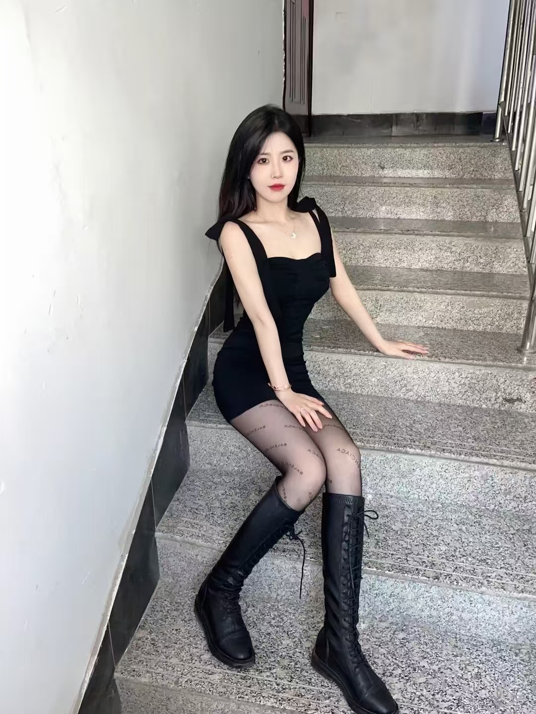 清新美妞嫩妹小沫