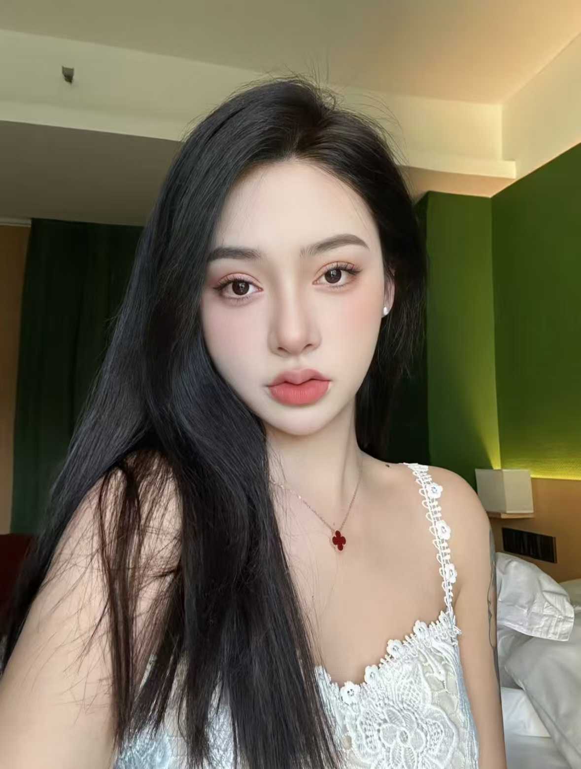 洪山性感美妞七月