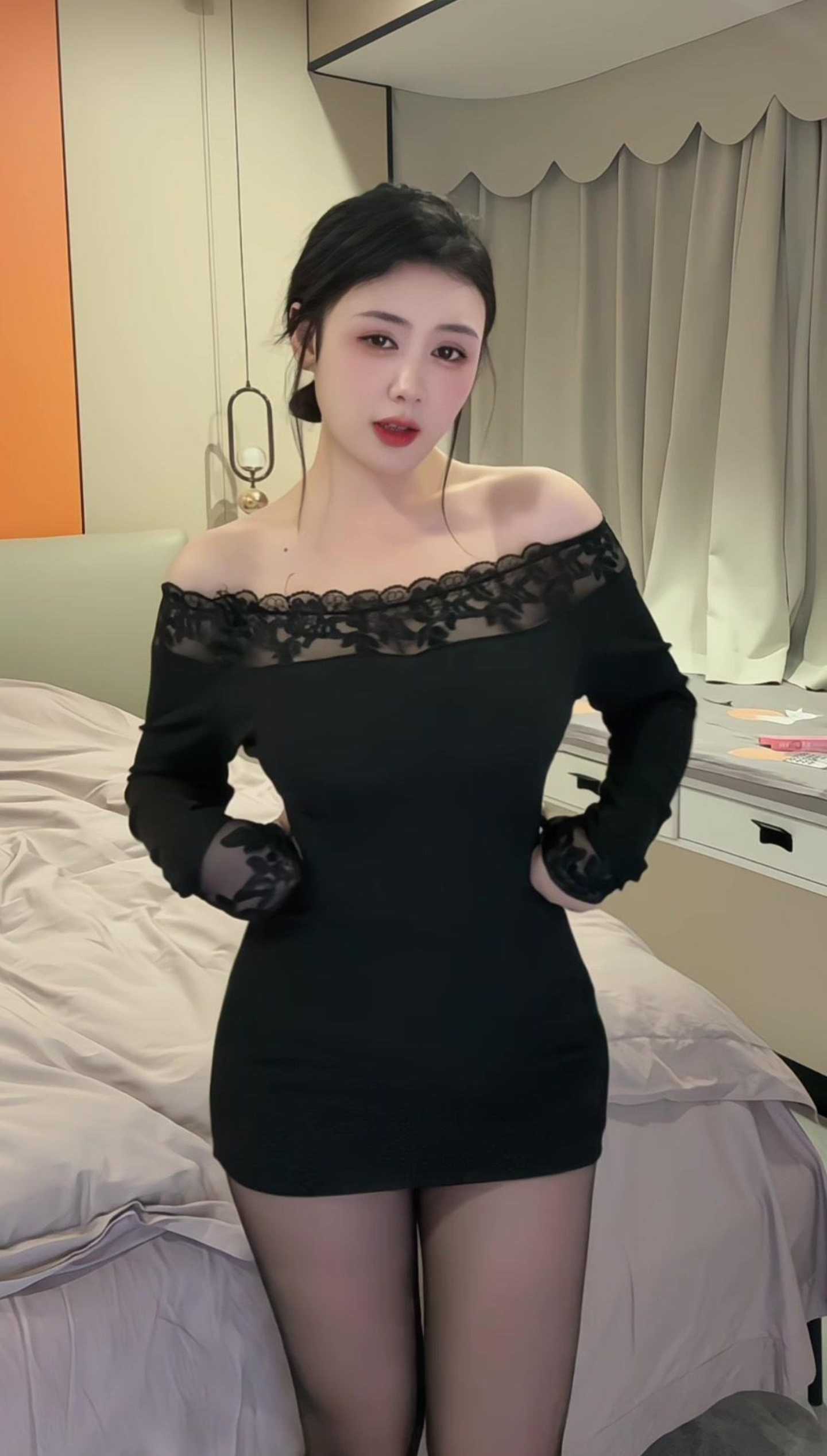 江宁媚女艳艳可双