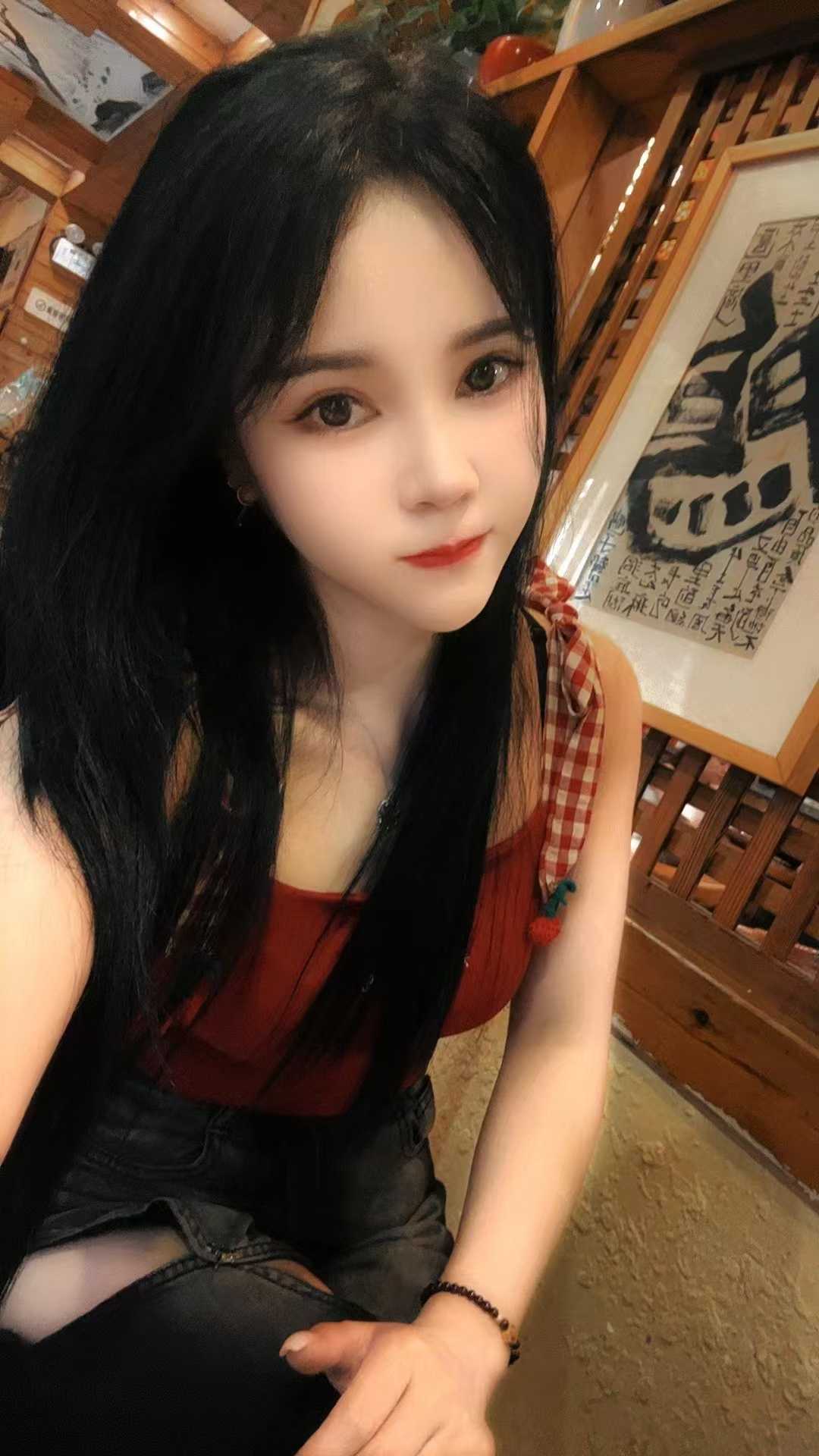 拱墅白嫩小女友佳琪