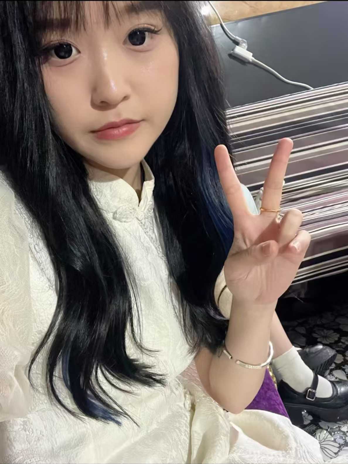 双流嫩妹可接吻