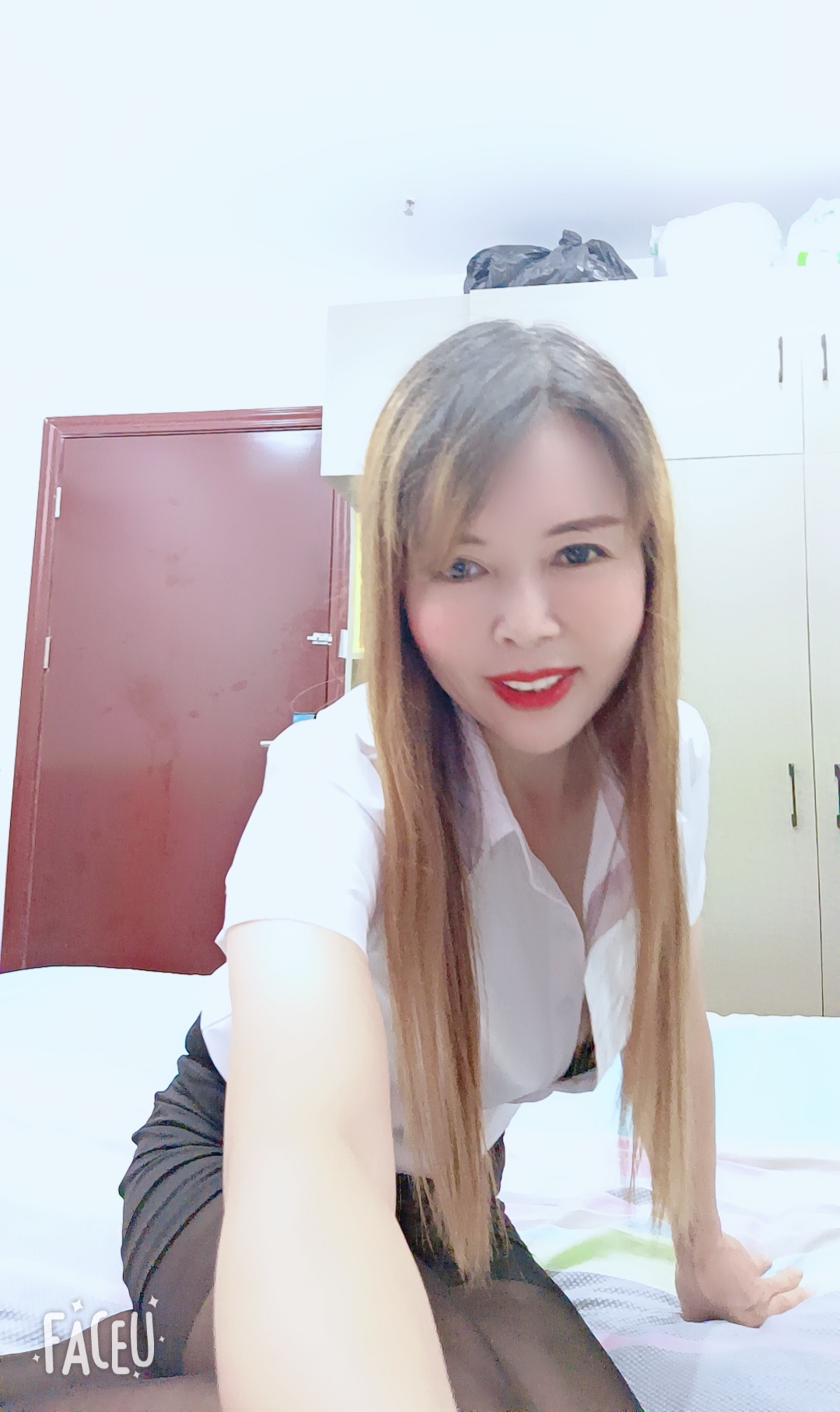 龙华热辣少妇小美