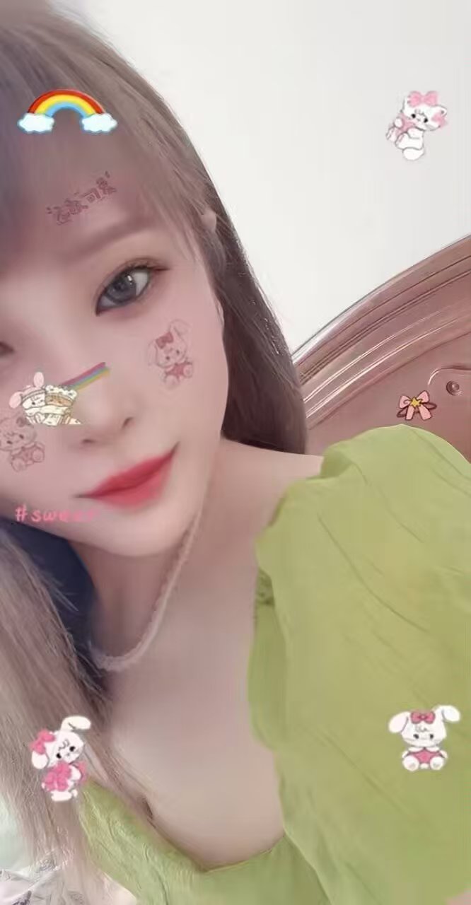 津南热辣小姐姐依依