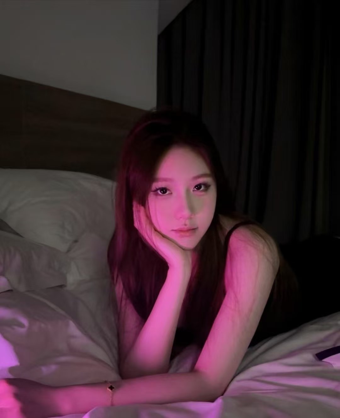 裕华白嫩美妞桃花