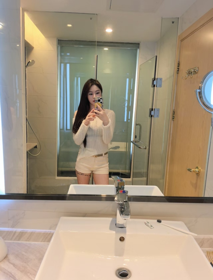 热辣情趣美御姐静怡