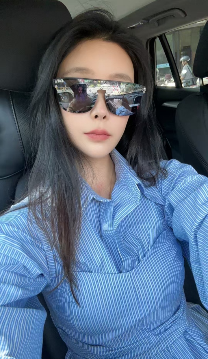 余姚白嫩美妞阿柔