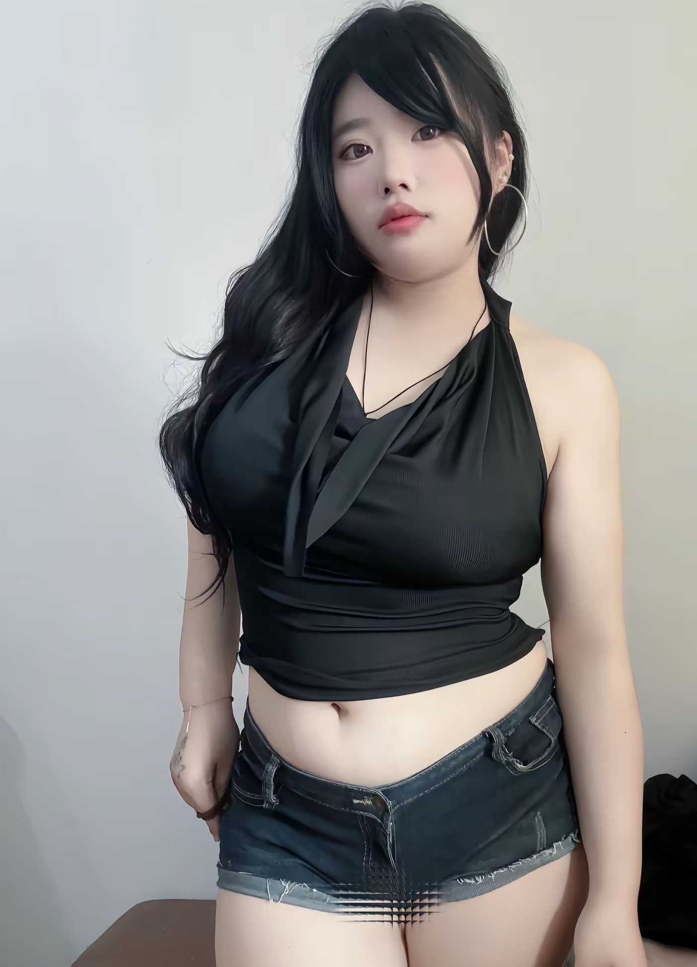 余杭西站丰满气质小少妇