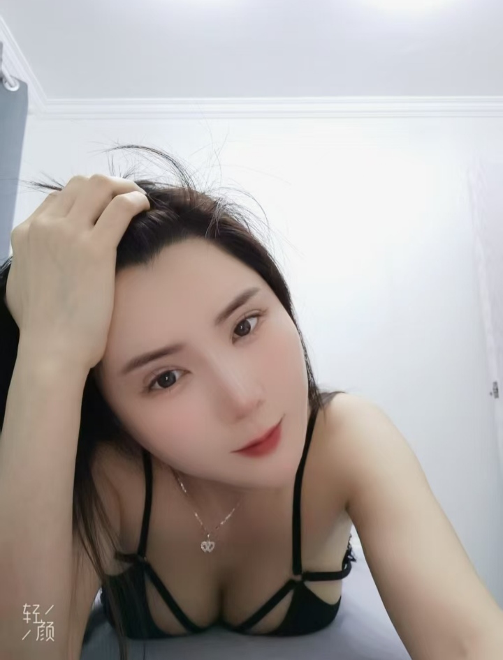 宝山大白奶御姐静静