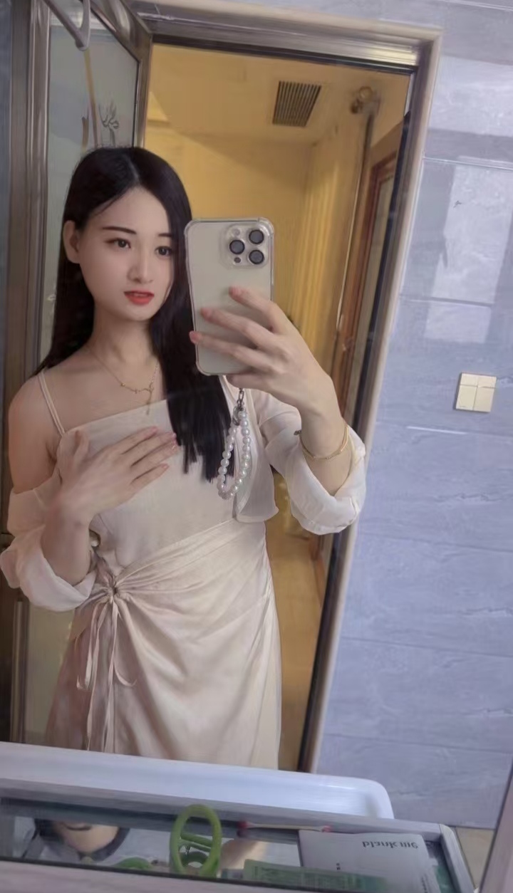 丰润甜妹情情可外出