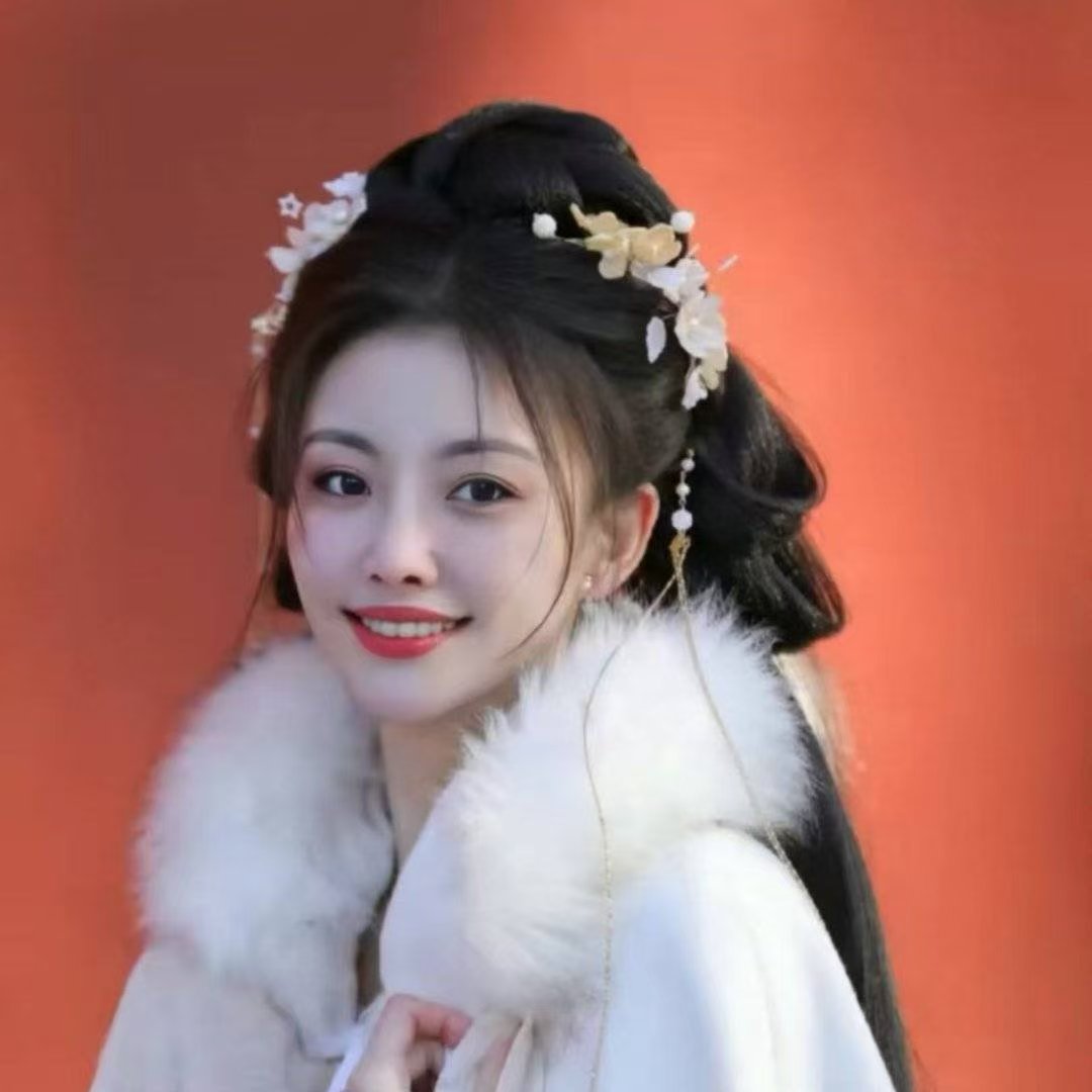 兼职辣妹慕奶昔