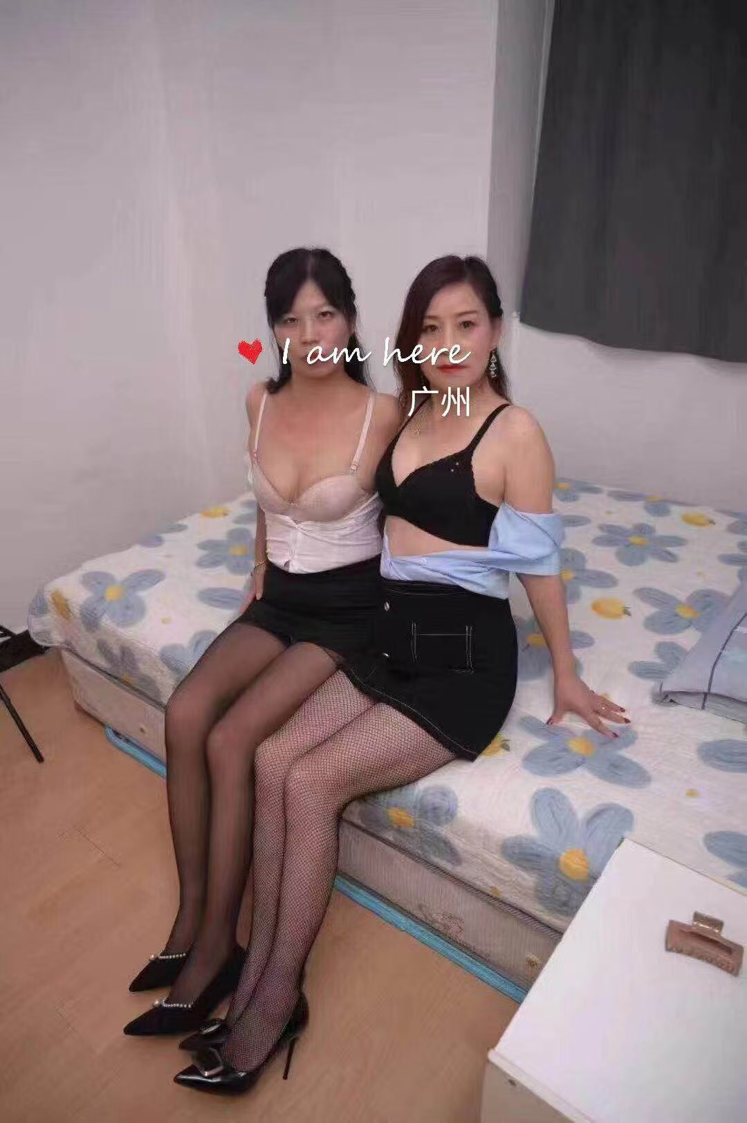 越秀双飞风情姐妹花