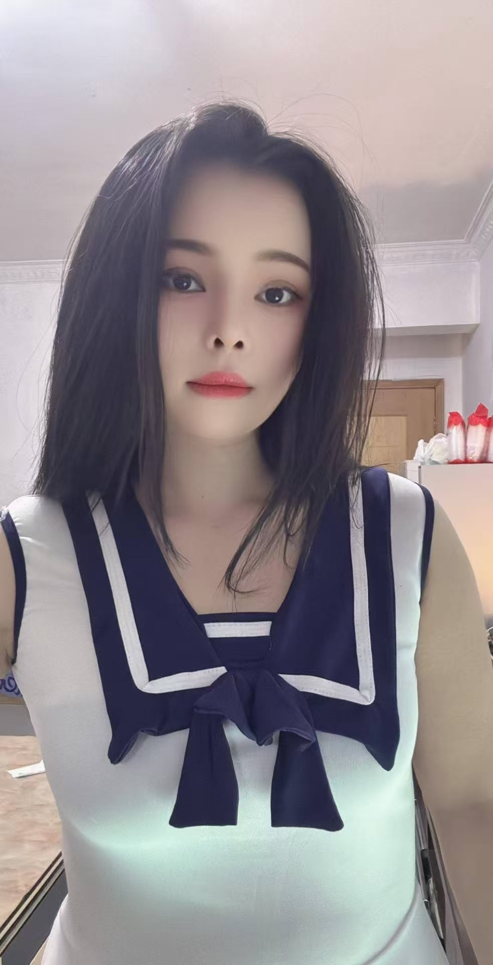 肉感制服辣妹小月月