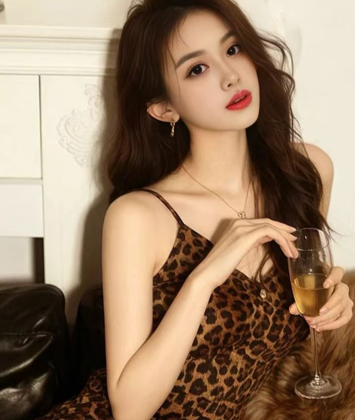 丰润美艳小姐姐薇薇