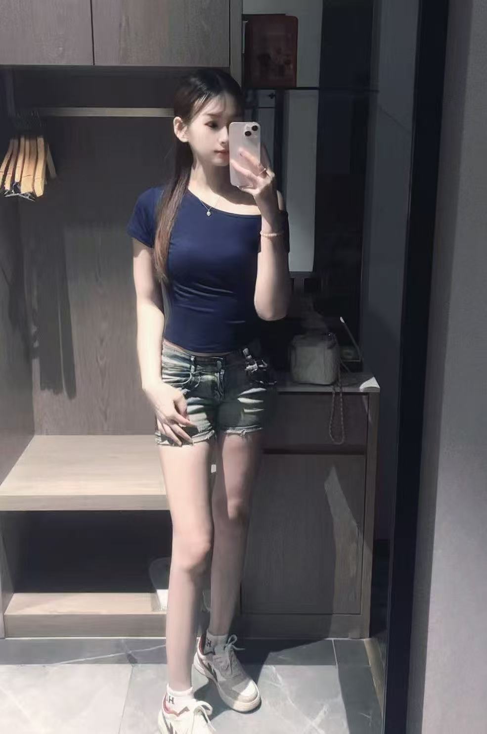 性感柔美妹子，服务不错