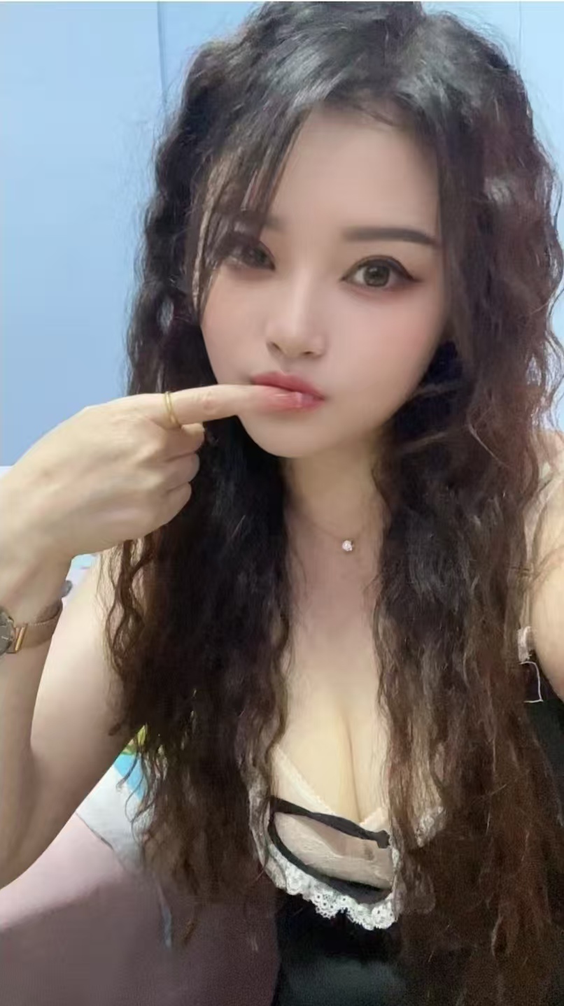 横岗肉感魅惑辣妹