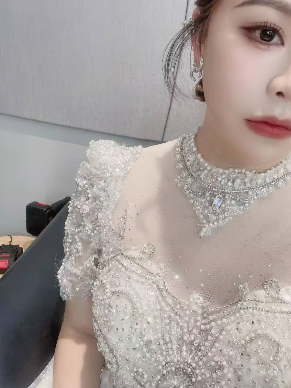 江岸美乳辣妹希儿