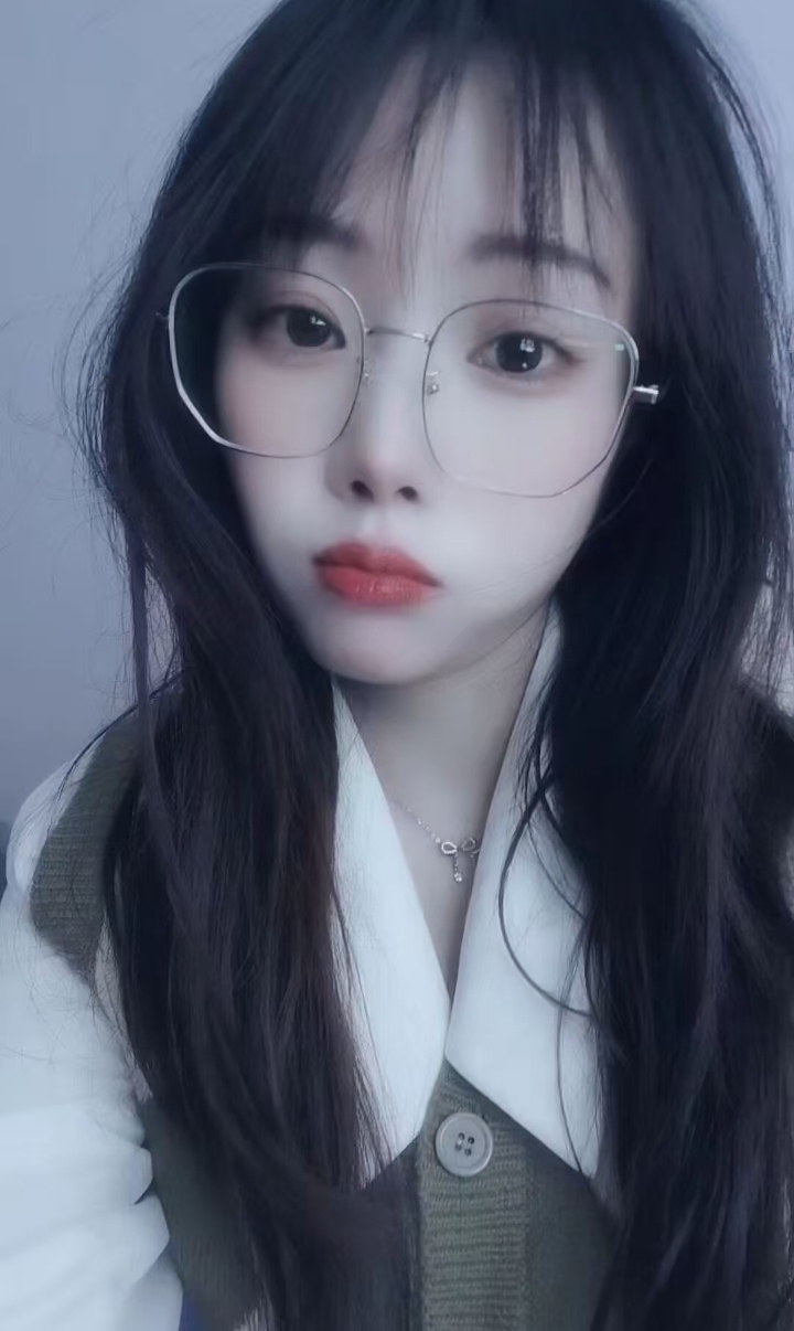 白嫩眼镜甜妹萌萌