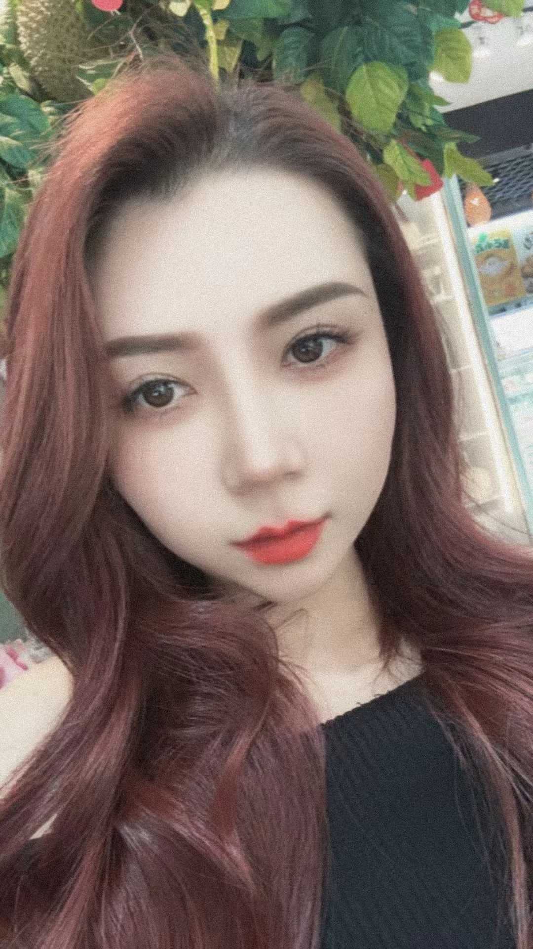 偶然发现的小姐姐