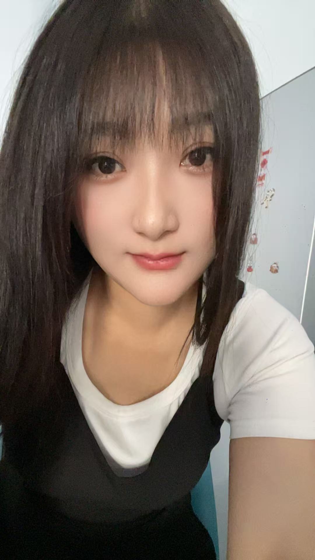 呼市175车模身材姐姐