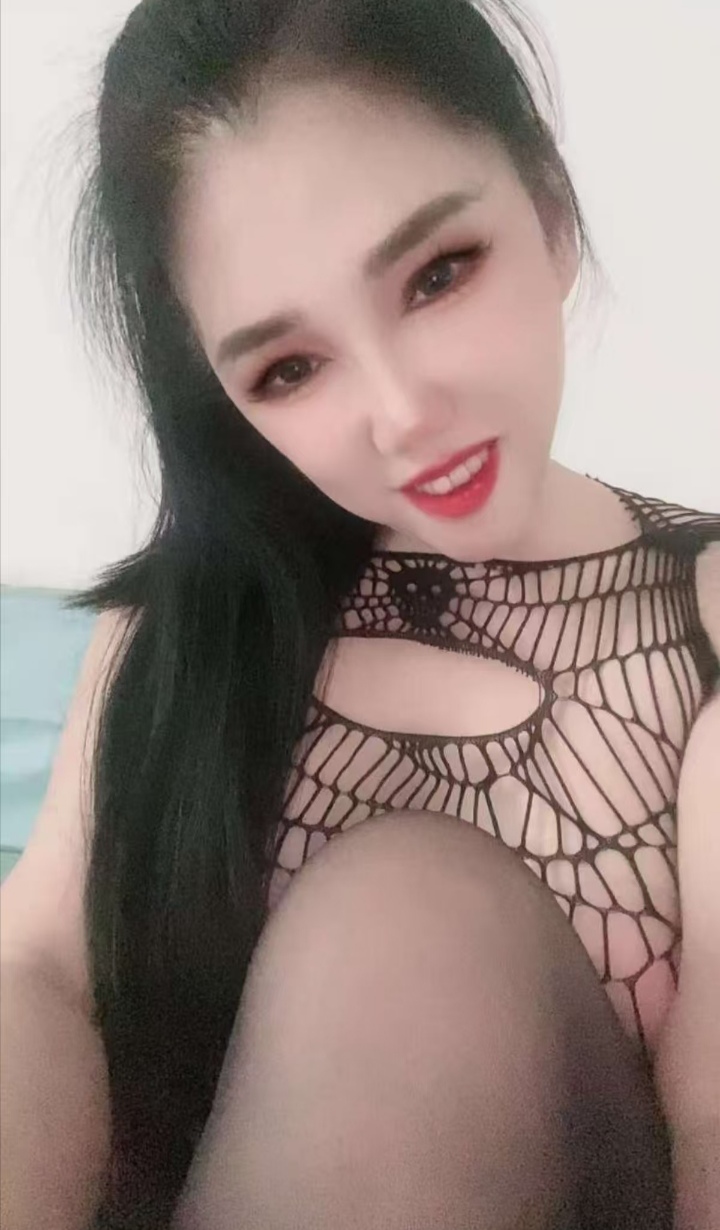 大奶轻熟女桔子