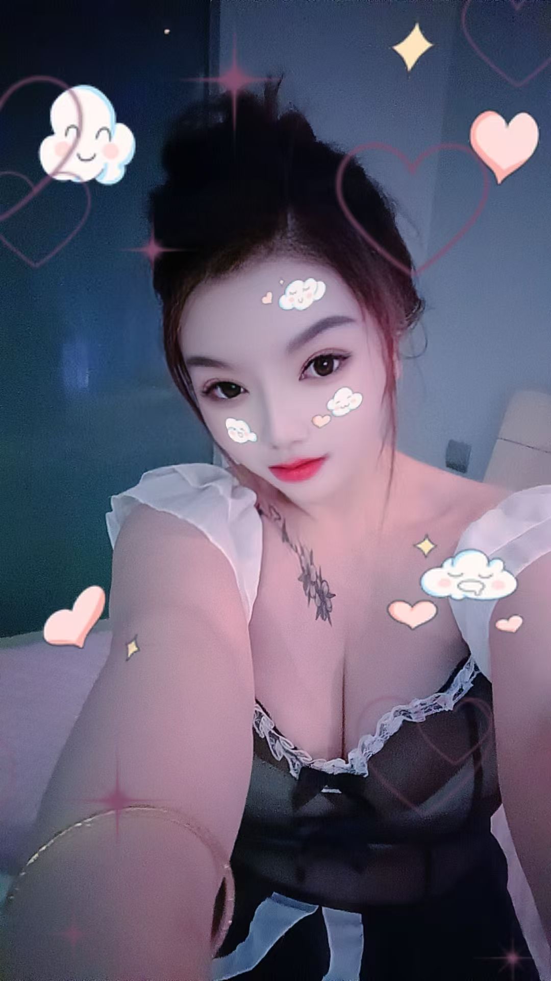 会臀推的中项老师小雪