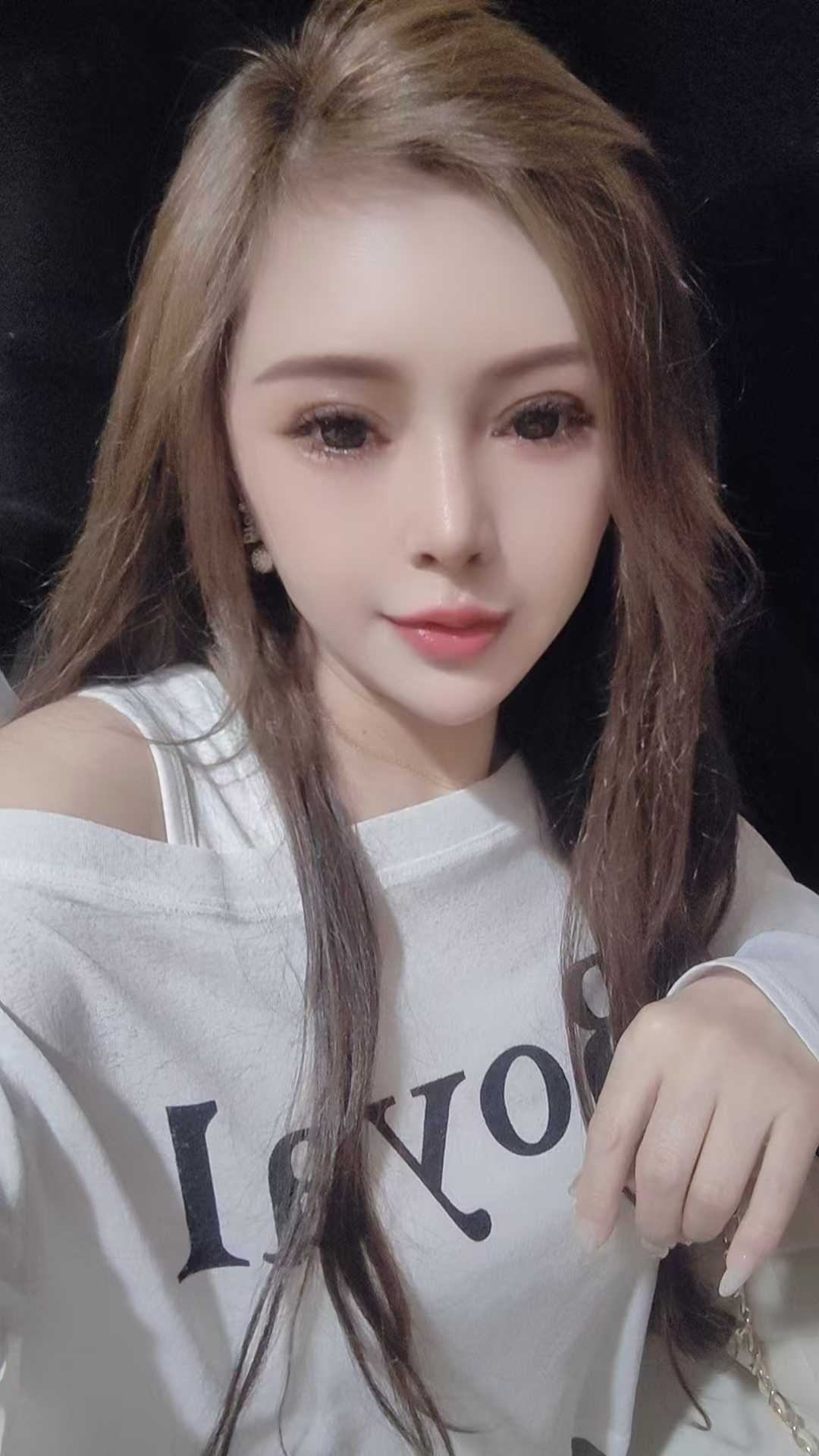 哈尔滨西西老师