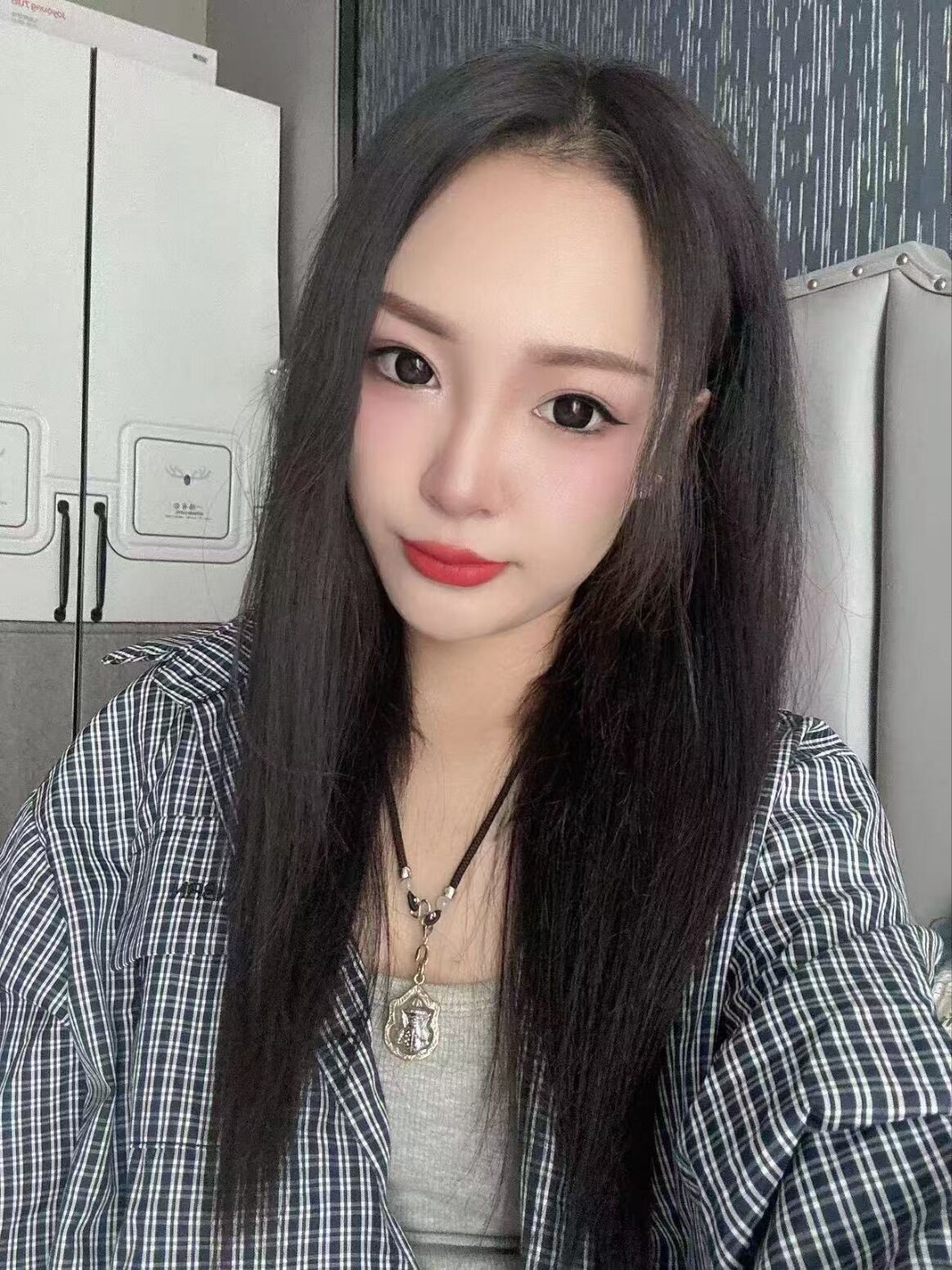 新华区高颜值妹子，极品身材