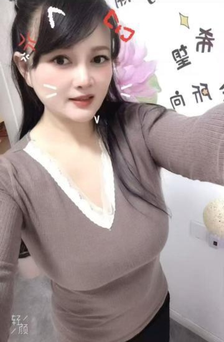 洪山丰满DL少妇