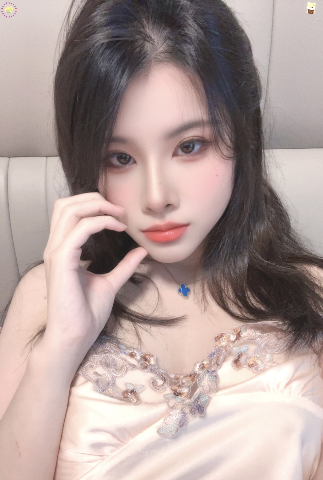 上城妖娆性感御姐桃子