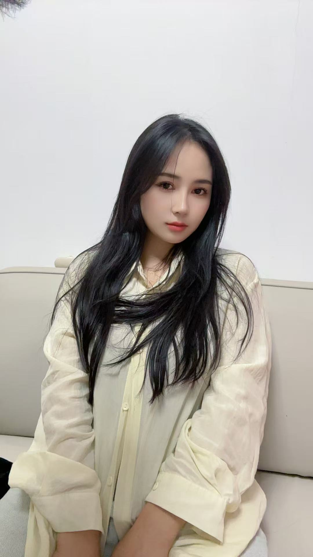 勾人美乳小妖精贝贝