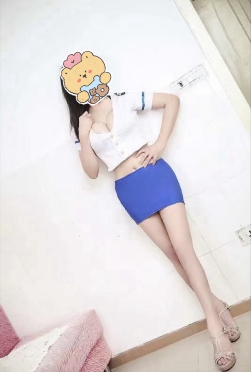 性感美胸兰姐姐