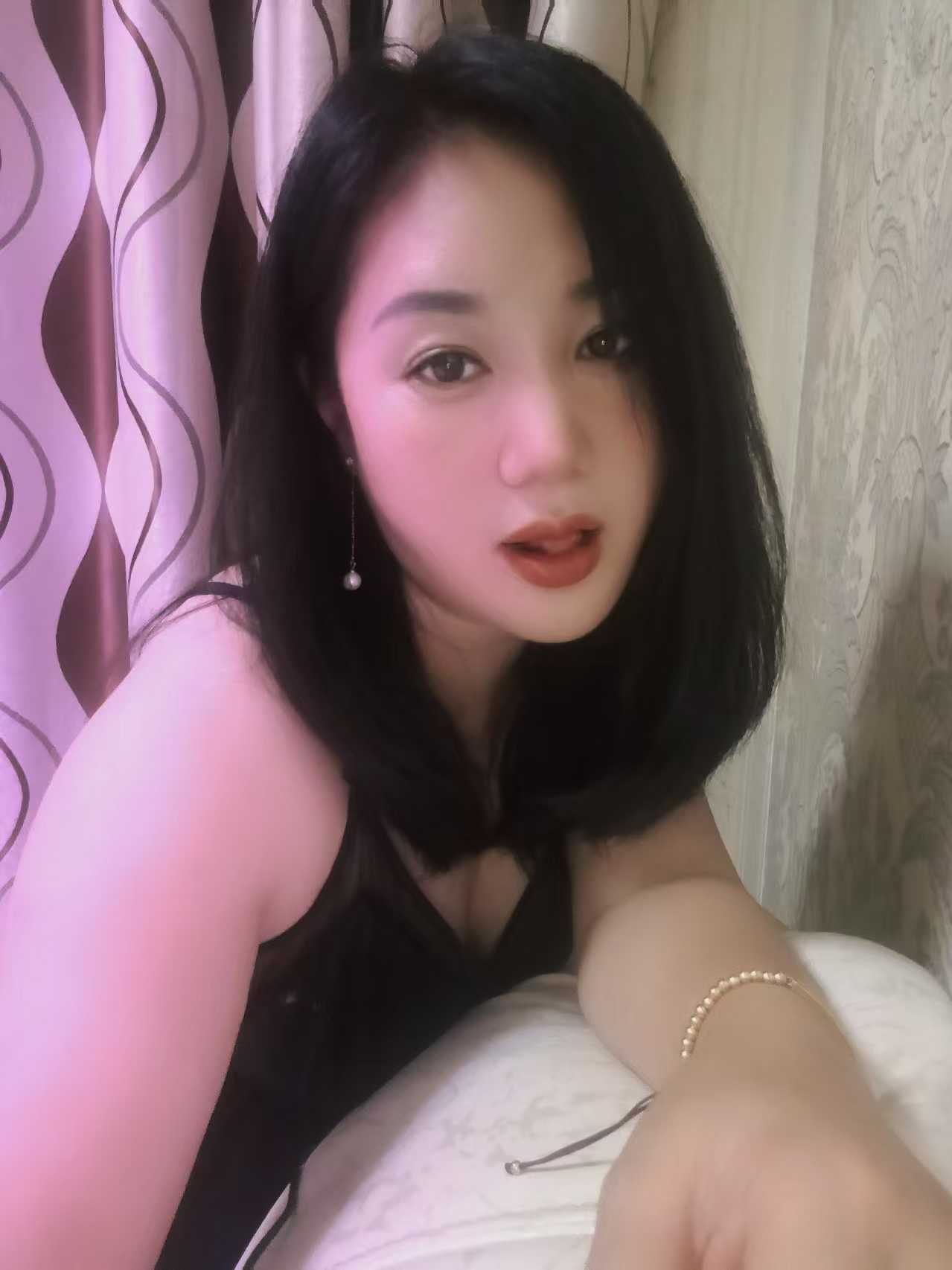 闵行区少妇雨露