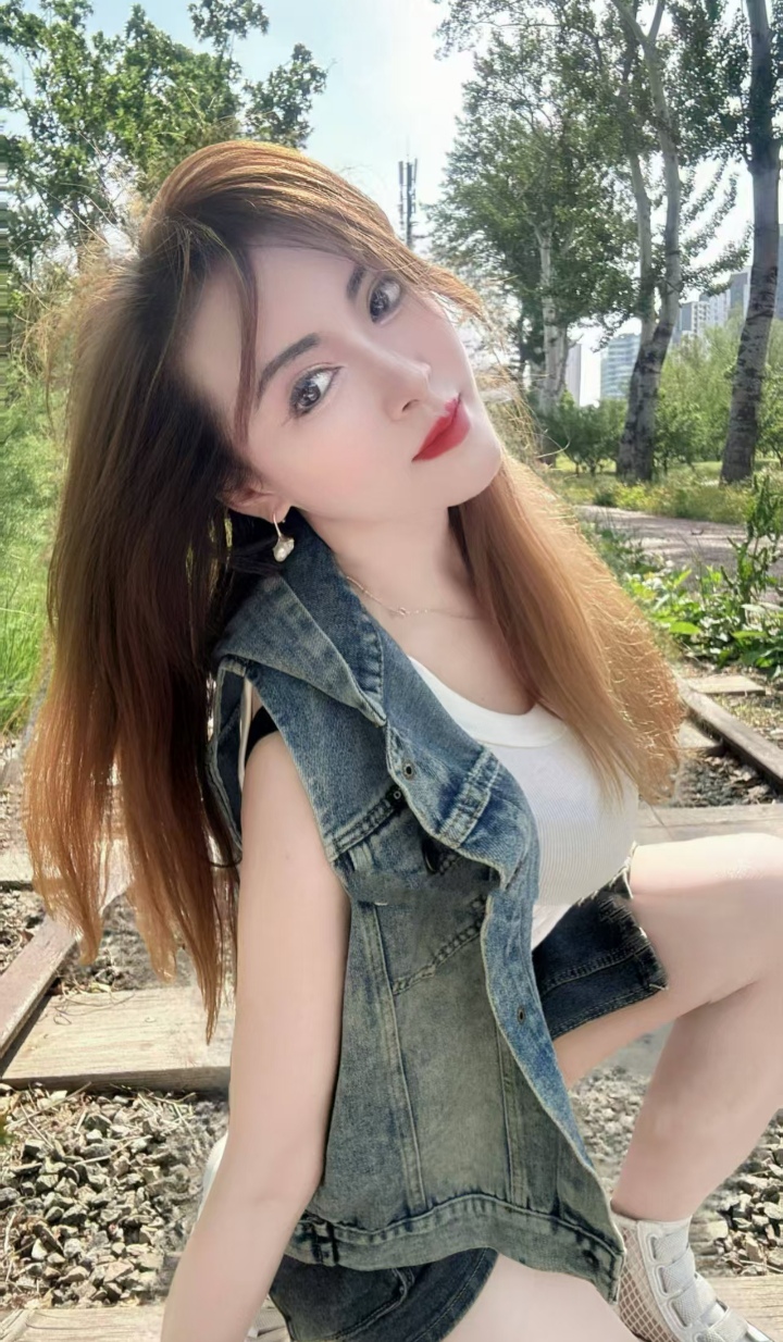 朝阳魅惑尤物小可