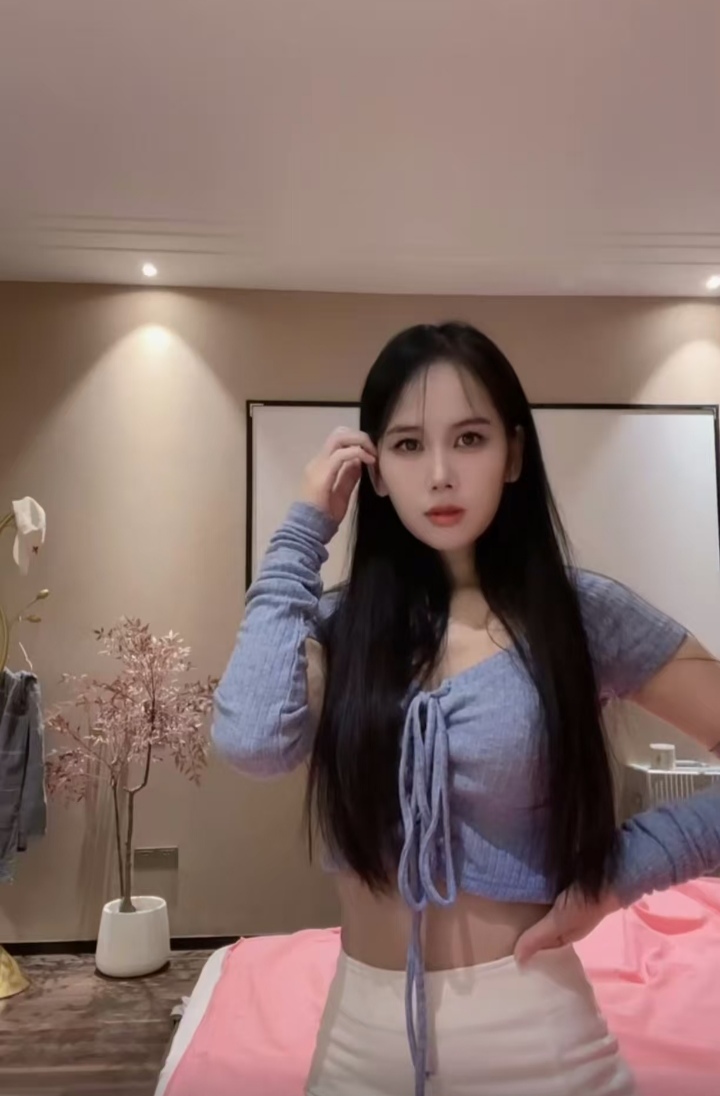 南开纯欲小姐姐雪儿