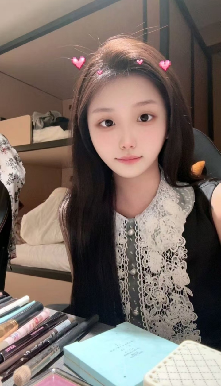 顺义白嫩甜妹小小