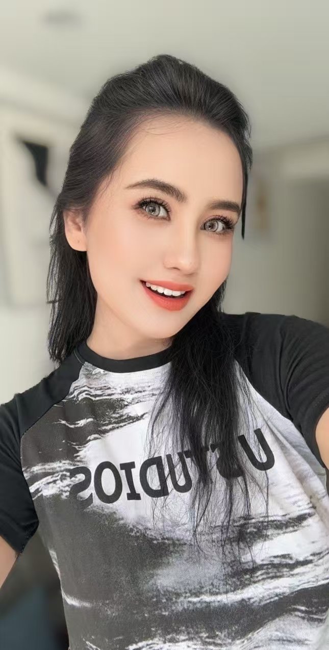 杭州身材高挑的迪丽娜娜