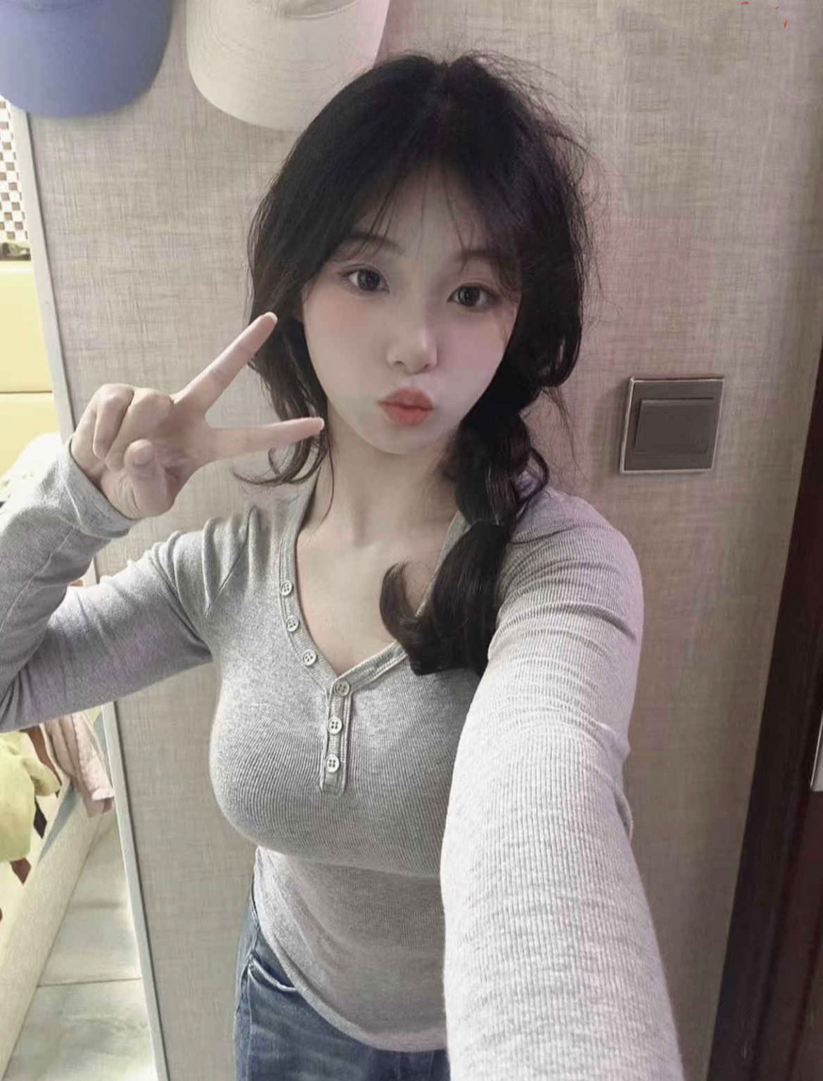 服务非常不错的小美女