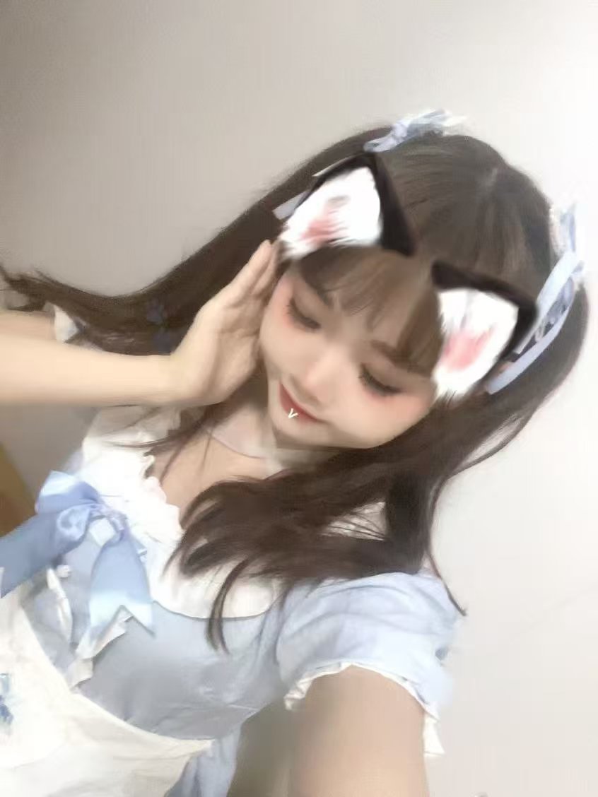 白云同和二次元，洛丽塔，jk小萝莉