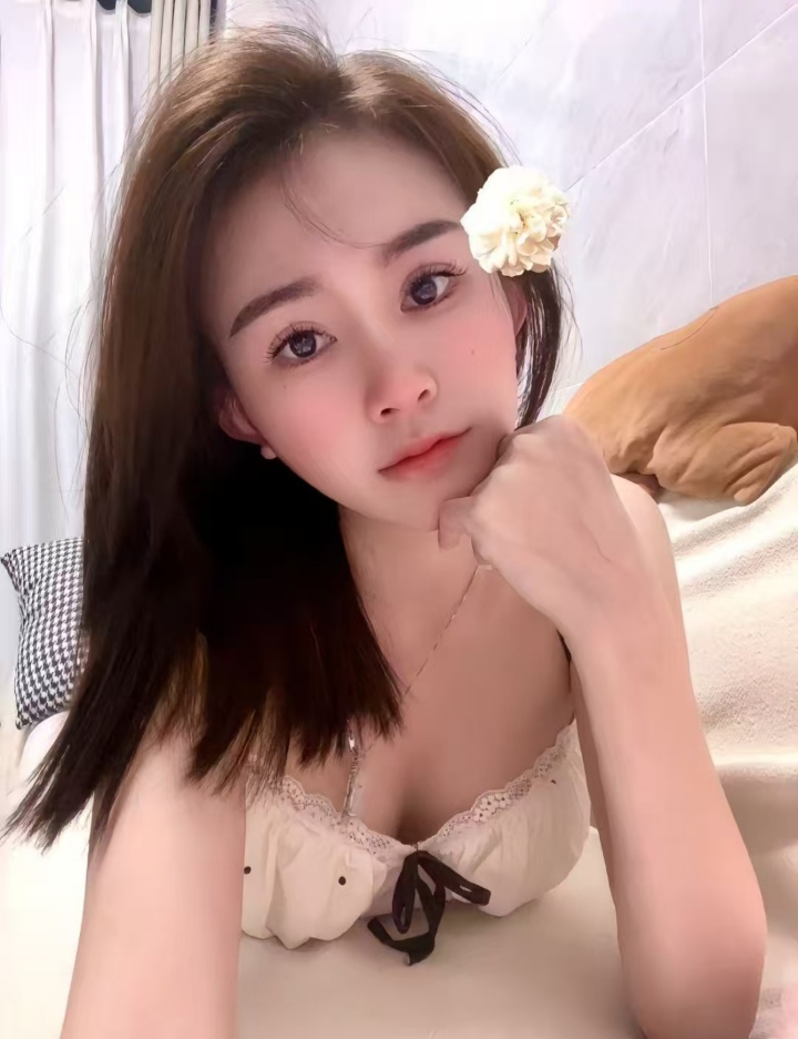 极品身材嫩妹
