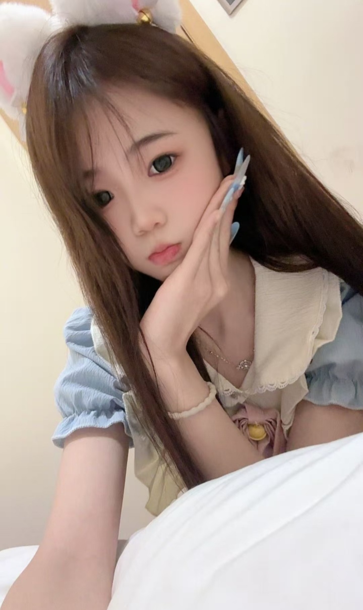 天河白嫩萌妹小不点