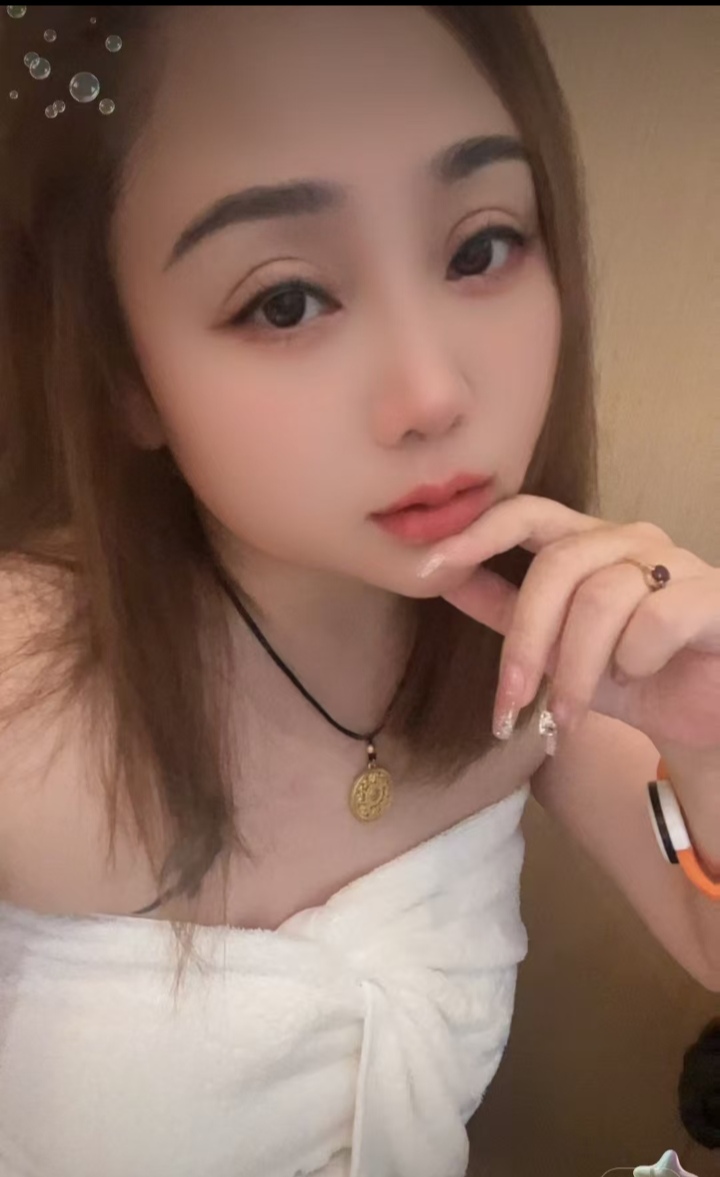 丰润肉感小少妇朵朵