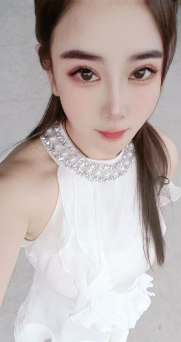 泉山风情撩人琪琪