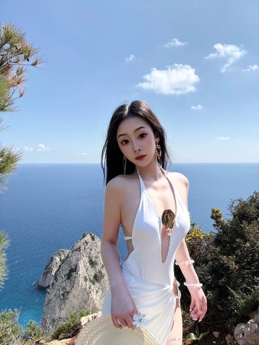 职业街拍模特兼职停留