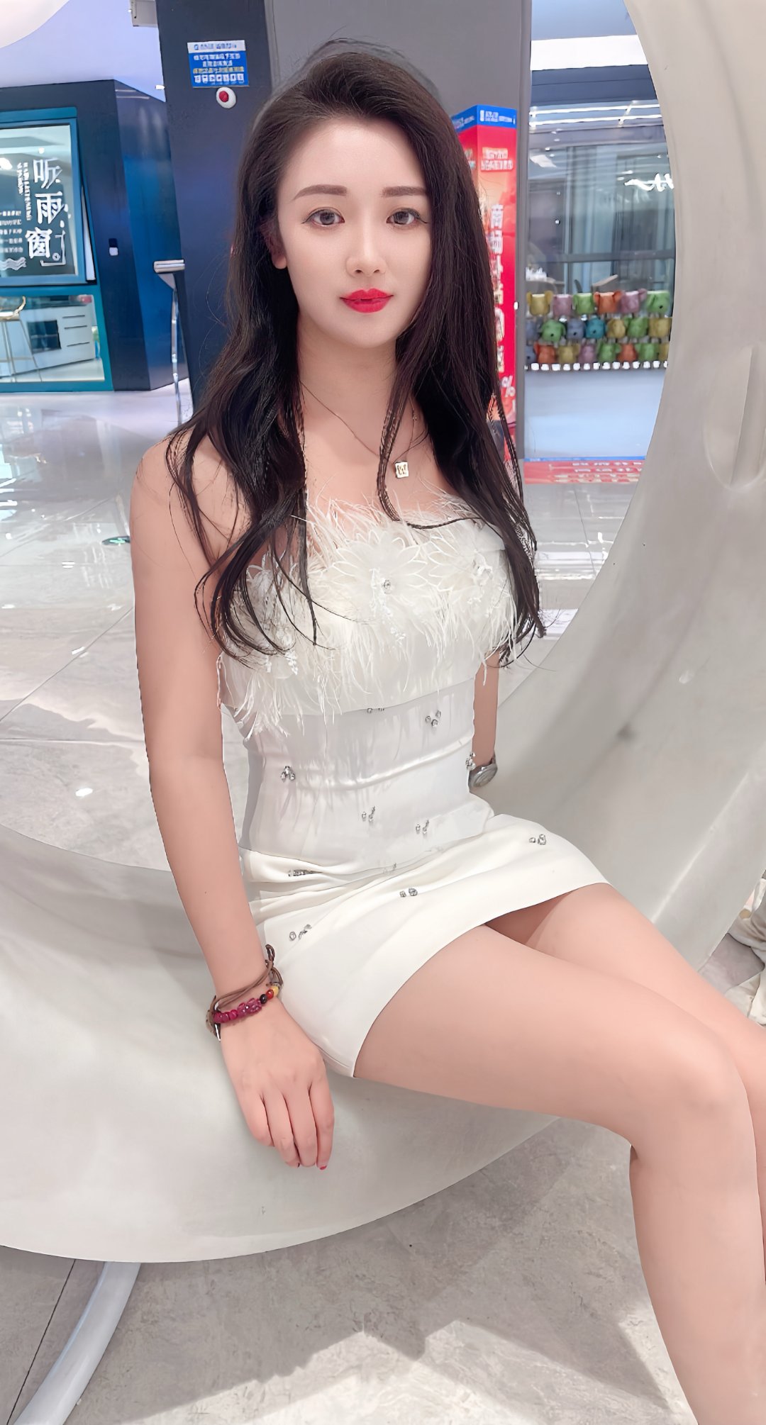 天成小杨幂，妩媚妖娆热情主动