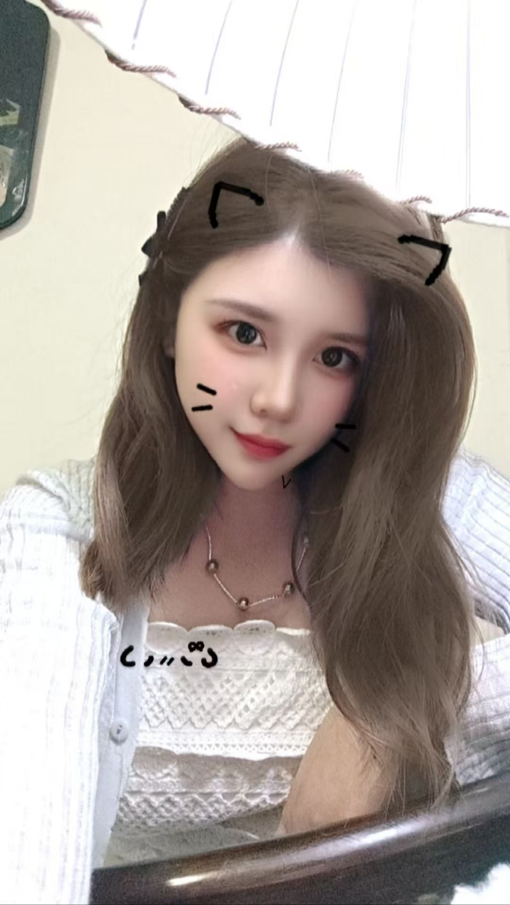 栖霞马群辣妹香香